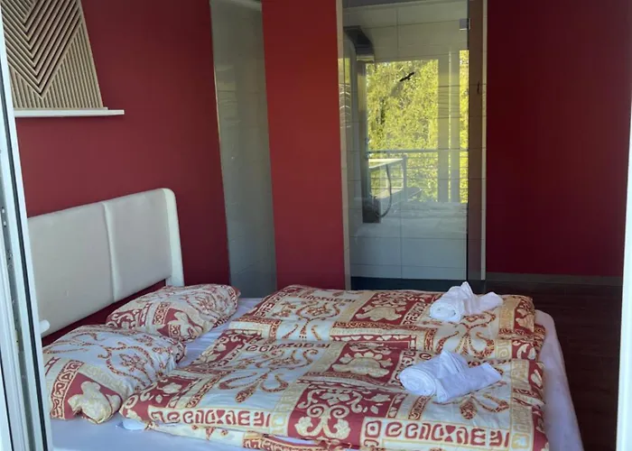 Kavkaz Restaurant & *